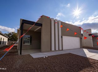 488 Deserts Dr, Socorro, TX 79927