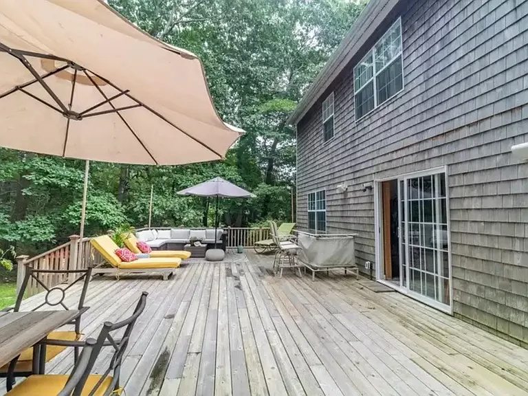 24 Wendy Ln — Photo 13