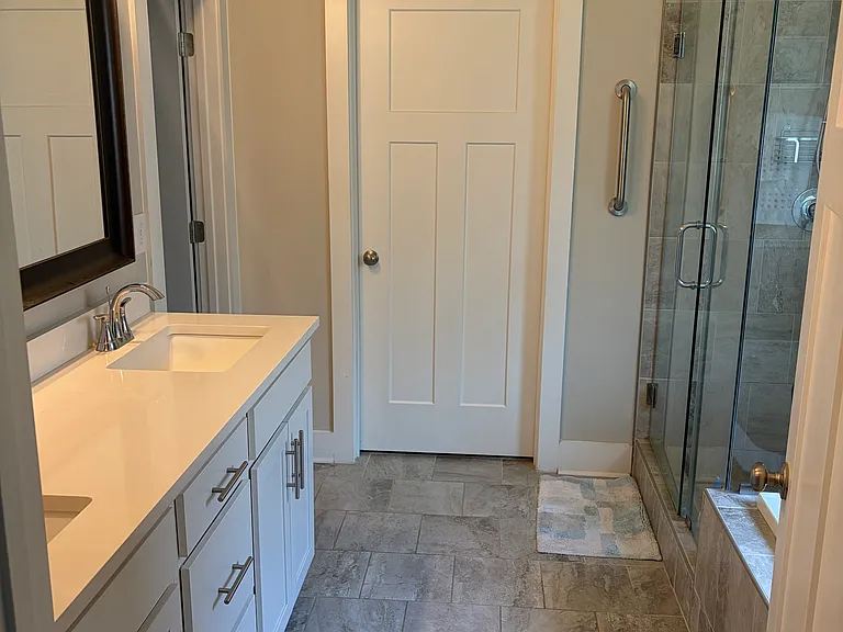 2412 Celia Ct SW — Photo 6