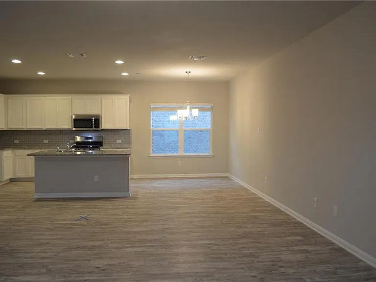 2800 Bridekirk Dr — Photo 11