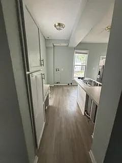 905 E Market St #3 — Photo 3