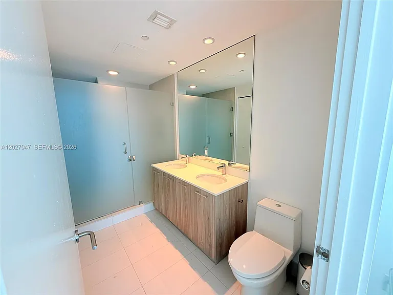 501 NE 31st St #1804 — Photo 19