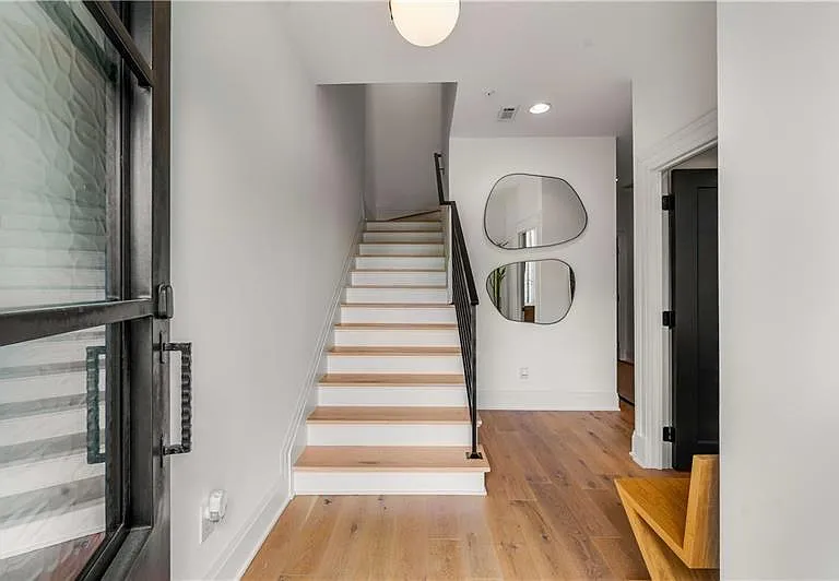 661 Auburn Ave NE #16 — Photo 6
