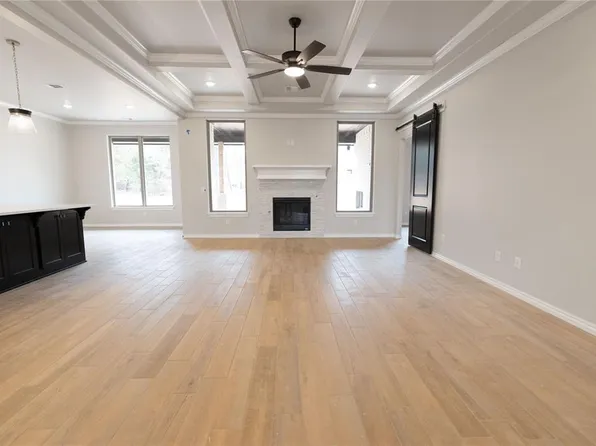 5148 Highgarden Ave, Edmond, OK 73007