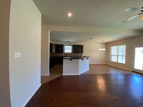 3rd image of 16220 Old Samuel Dr