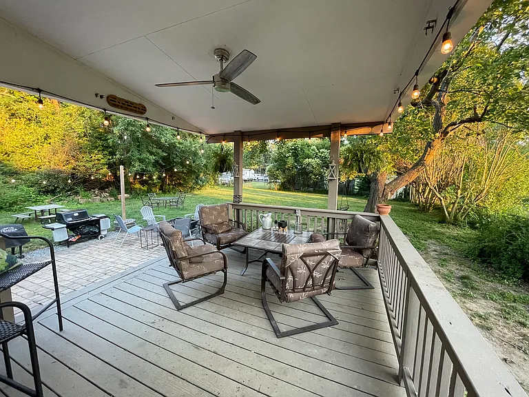 1405 Northbury Ave — Photo 4