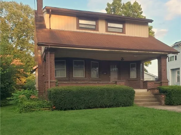 738 S Main St, Orrville, OH 44667