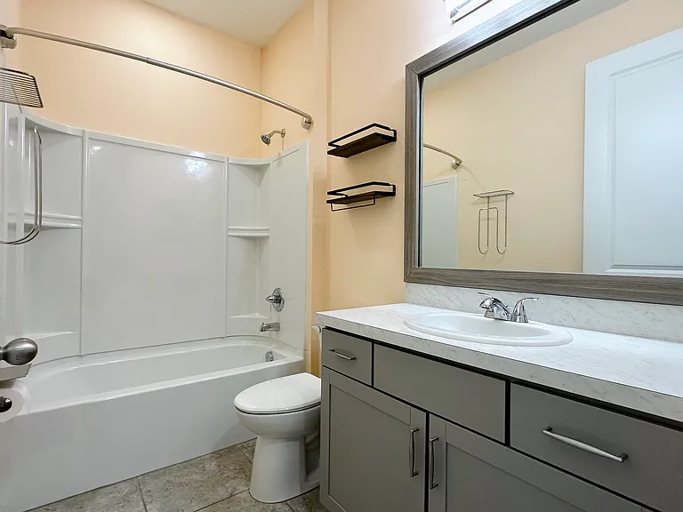 2410 Bittle Way — Photo 12