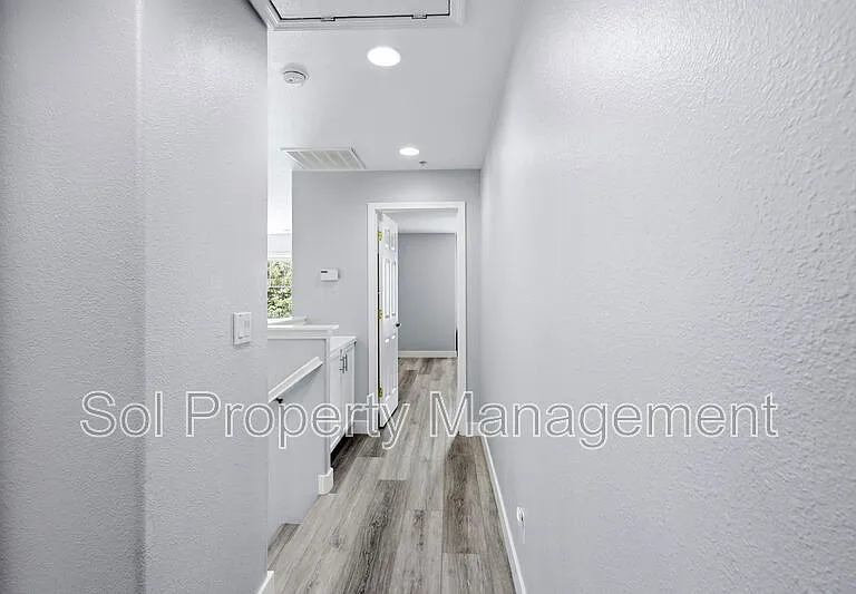 58 Del Rio Ct #1 — Photo 13
