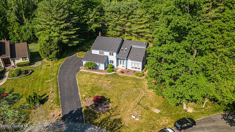 3rd image of 32 Berkshire Drive #W