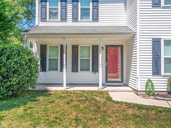 2nd image of 1418 River Creek Crescent