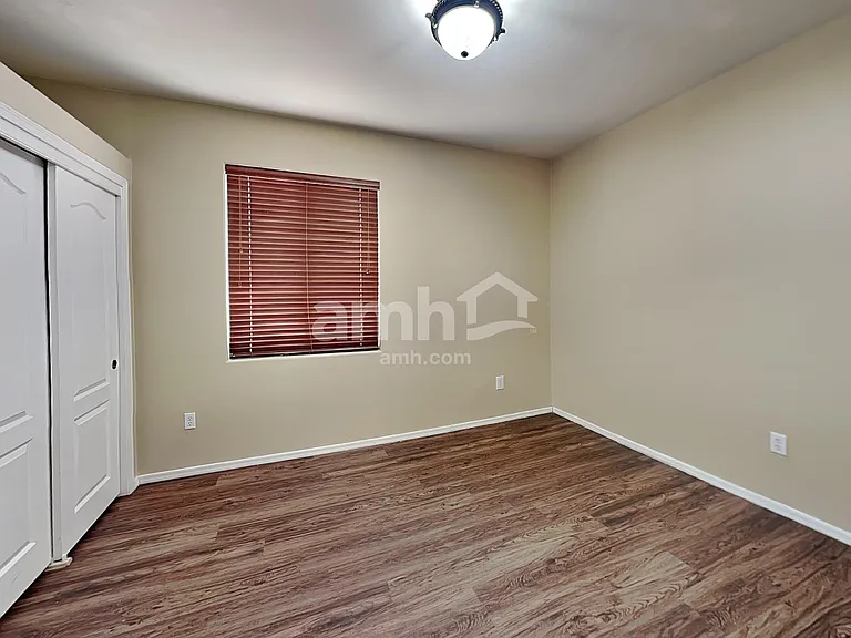 5561 S Lemon Tree Dr — Photo 12