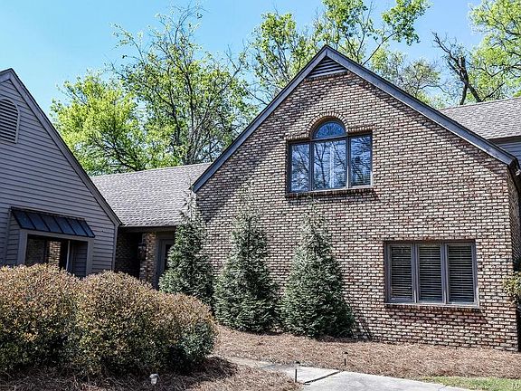 4th image of 3137 Jamestown Dr