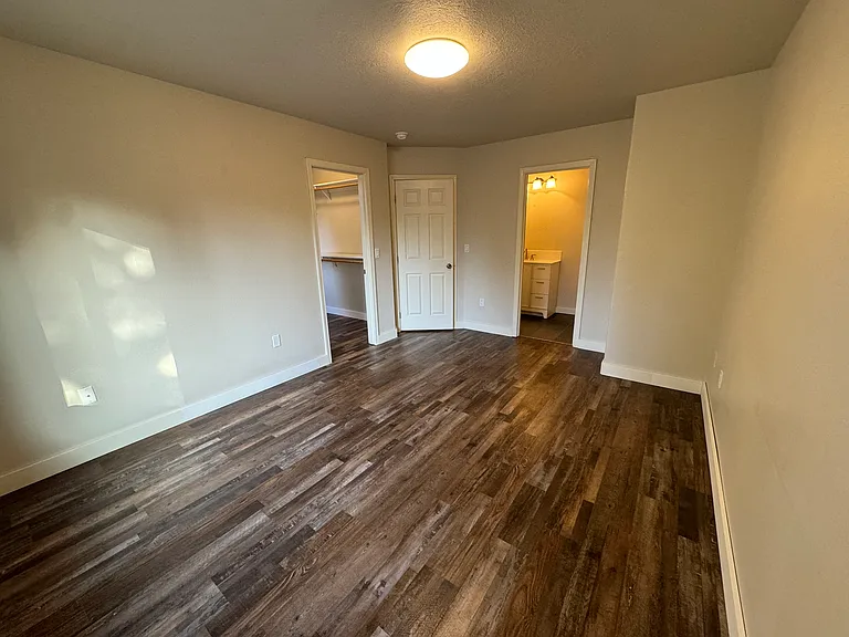 734 E Green Ridge Ave #1 — Photo 6