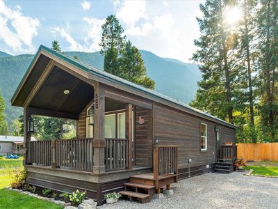 522 Glacier Ave, Hungry Horse, MT, 59919