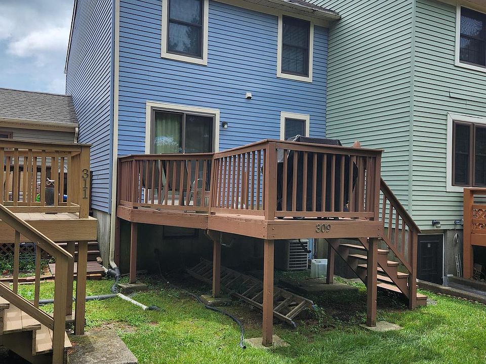 2nd image of 309 Livingston Ct
