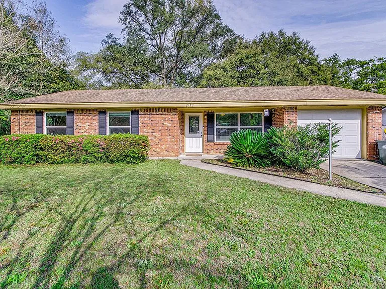 2172 Atwood Dr — Photo 1