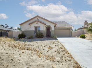 43826 Countryside Dr, Lancaster, CA 93536