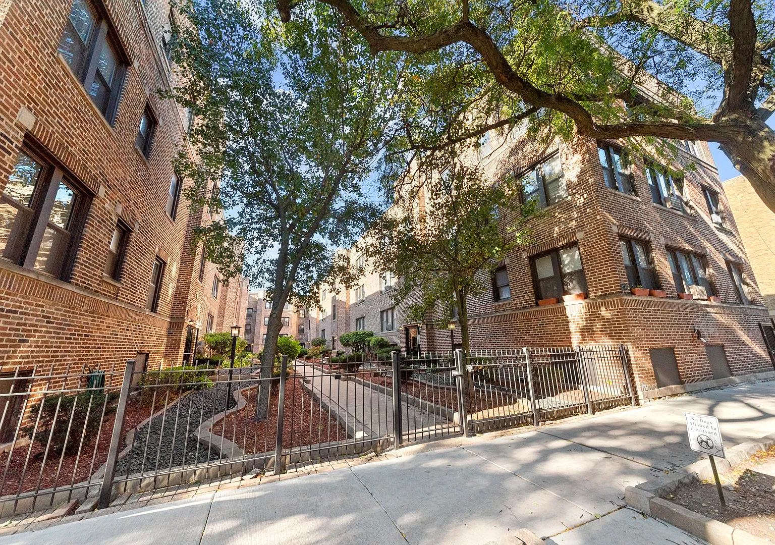 1 bed, 700 sqft, $2,095 — Photo 1