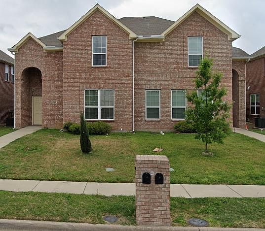 1st image of 819 Jamie Dr