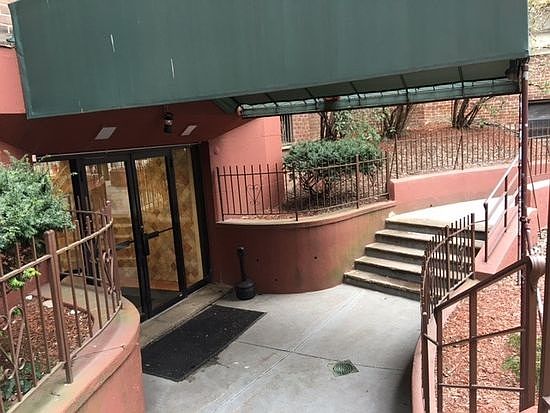 3rd image of 165 Vroom St #113