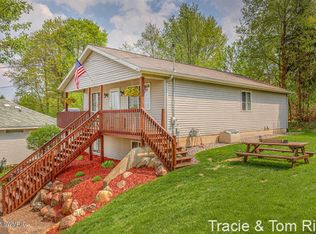 444 Bertha St NW, Comstock Park, MI 49321