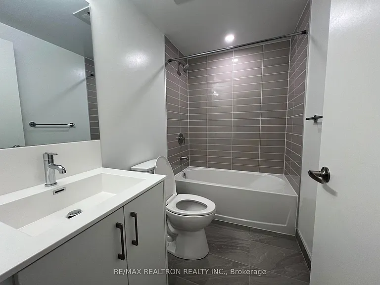 4010 Eglinton Ave W #1012 — Photo 17