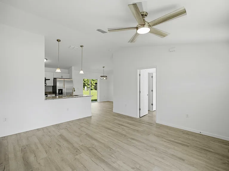 6488 NW 13th Ave — Photo 2