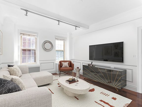 3rd image of 24 5th Ave APT 609