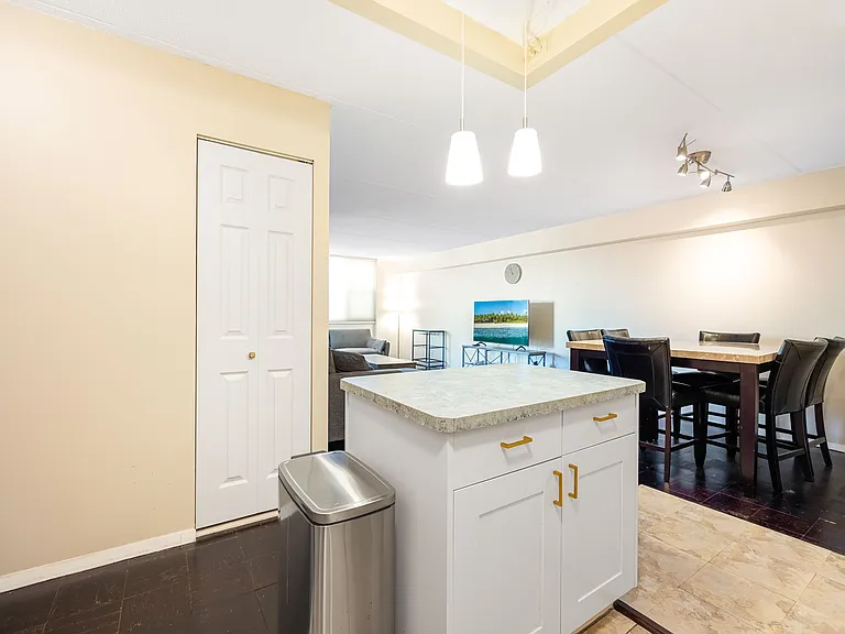 250 Gorge Rd #29E — Photo 5