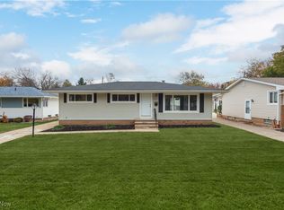 6209 Nelwood Rd, Parma Heights, OH 44130