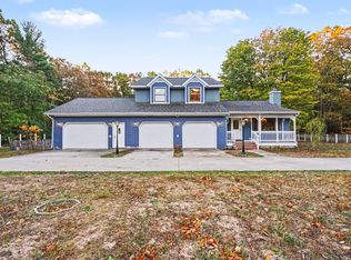 4251 W Giles Rd, Muskegon, MI 49445