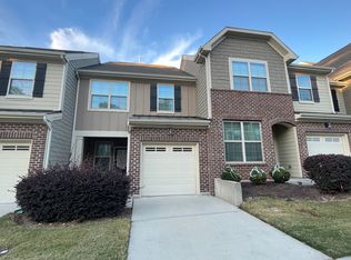 10036 Lynnberry Pl, Raleigh, NC 27617