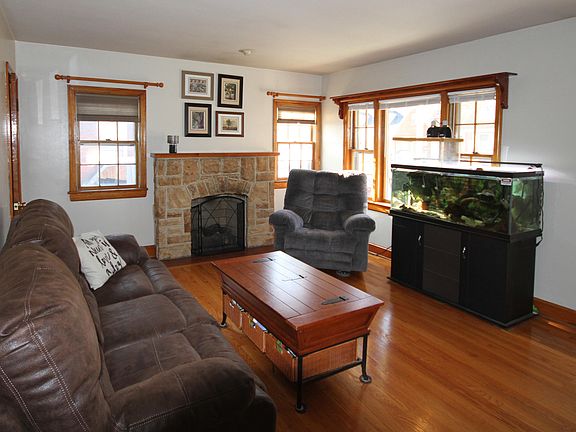 4th image of 3815 Sunrise Ave NW