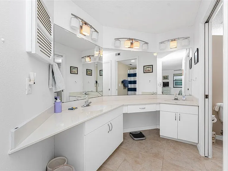 511 Pine Hollow Cir #511 — Photo 31