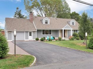 2854 Hickory St, Yorktown Heights, NY 10598