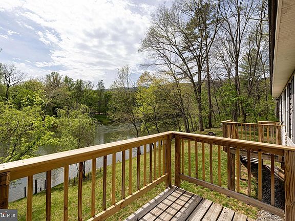 5th image of 789 Mill Run Rd
