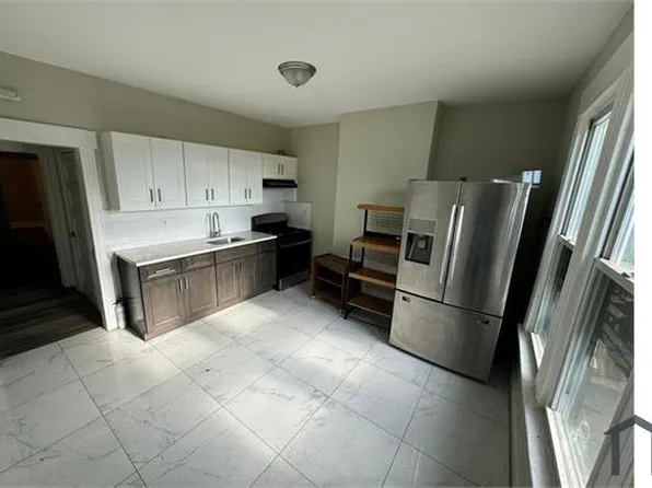51 Hawkins St, Newark, NJ