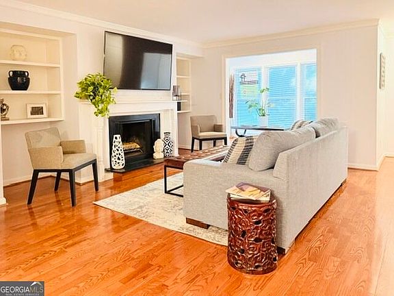 2nd image of 1103 Summit North Dr NE #1103