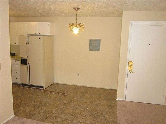 2nd image of 2100 N 106th St Unit 103