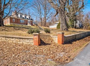8 Raphine Walnut Ln, Raphine, VA 24472