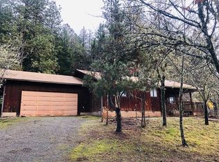 351 Mona Way, Cave Junction, OR 97523