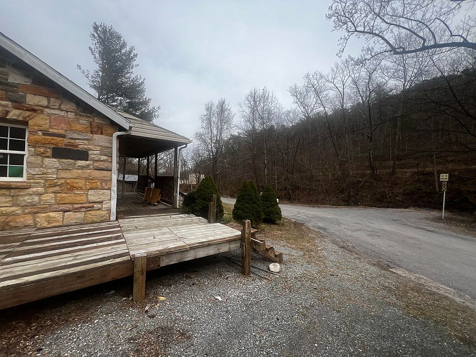 3143 Powell Dr, Salem, VA 24153 Zillow