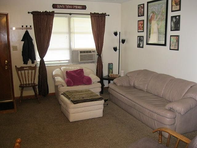 1st image of 15 Cole Ave