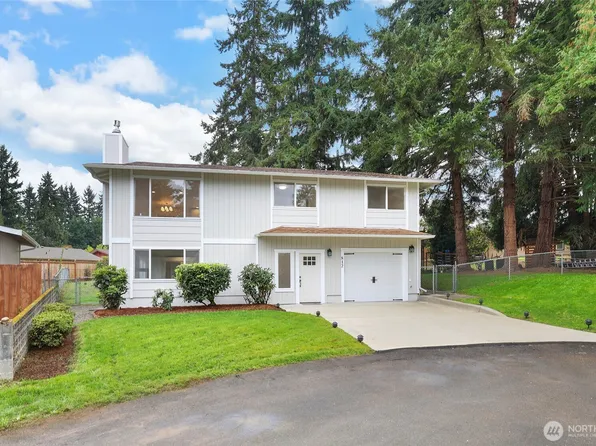 812 Shangrila Place NE, Lacey, WA 98516