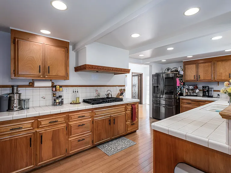 150 Pinal Ave #A — Photo 16