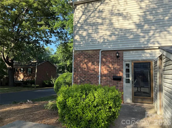 5939 Quail Hollow Rd, Charlotte, NC 28210