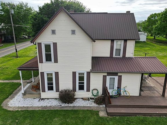 3rd image of 11590 Hayesville Rd