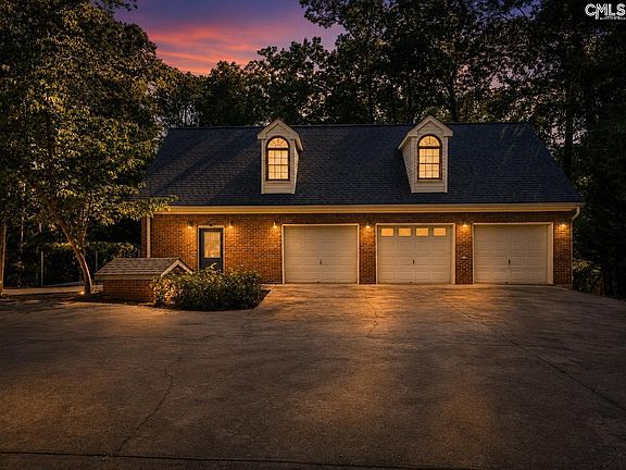 2nd image of 131 Misty Mountain Ln