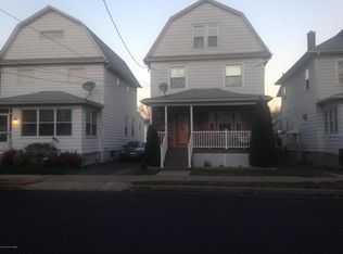 108 E Vaughn St, Kingston, PA 18704